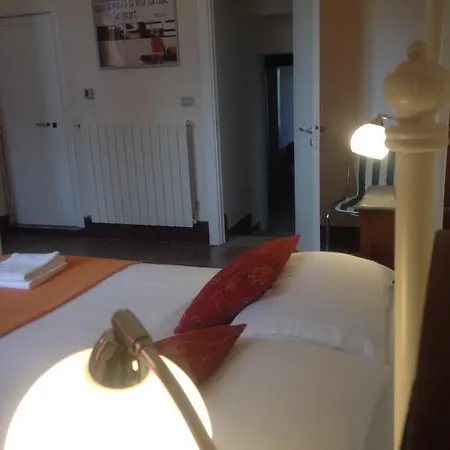 Corte Dei Mesagnesi Bed & Breakfast *