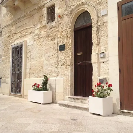 Corte Dei Mesagnesi 住宿加早餐酒店 莱切